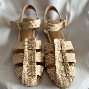 Crown Vintage Tan Woven Sandals****Sold****